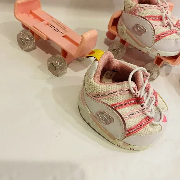 Lot Build A Bear Workshop Pink Roller Skates & sneaker lot for plush animals - Picture 3 of 13
